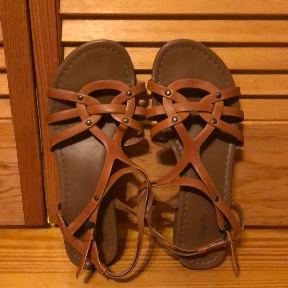 Bass sandals